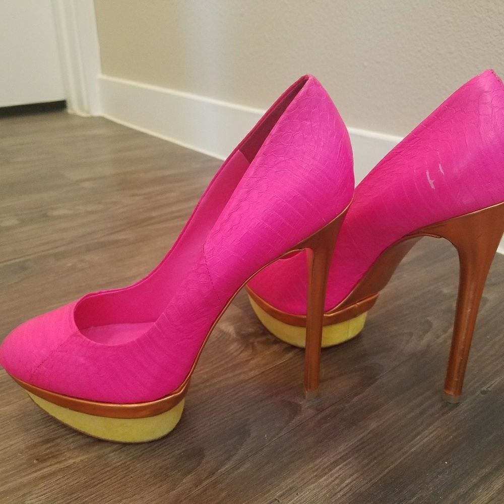 Brian Atwood Pumps